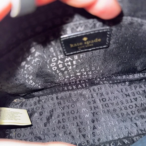 Kate Spade Grove Street Crossbody bag in Pop Art pattern - Picture 2 of 12